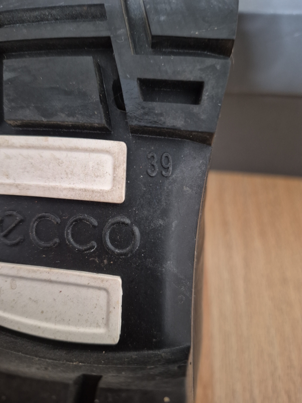 ECCO Anine Squared Black Croc Embossed Leather Loafers EU 39 / US 8-8.5 Like New - Picture 4 of 5